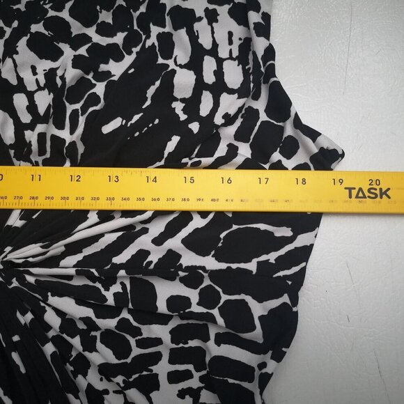 Calvin Klein Ladies Size Large Black & White Sleeveless Tank Top - Picture 7 of 8